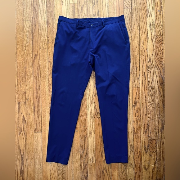 Zara // Slim Fit Suit // Excellent Condition // 46R, 38x32 // Navy - Picture 2 of 3